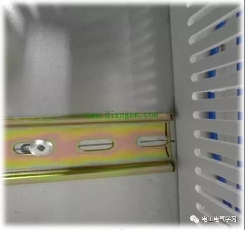 配電箱電工接線規(guī)范標(biāo)準(zhǔn)